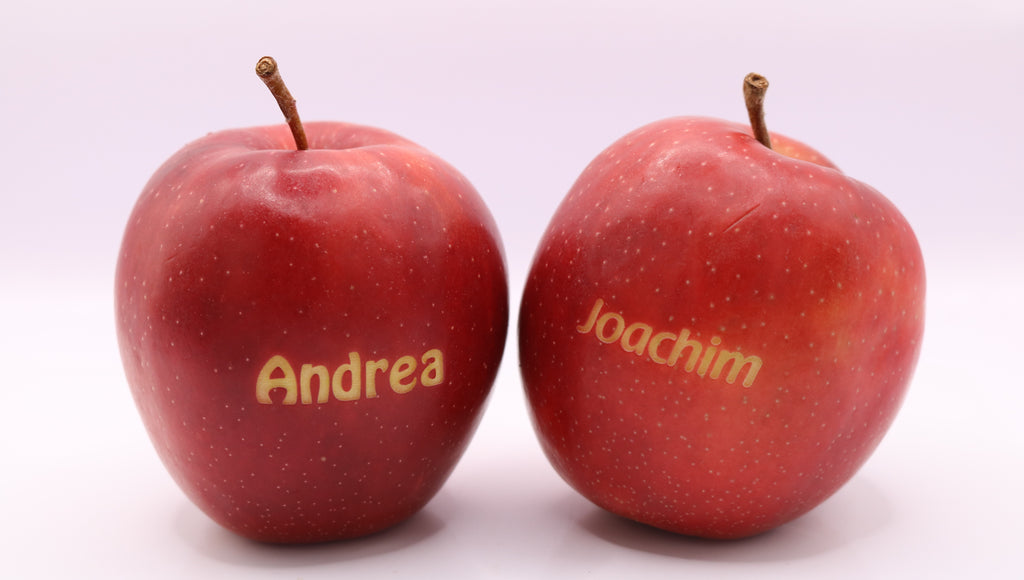 Logoapfel als Platzkarte - Hochzeitsapfel